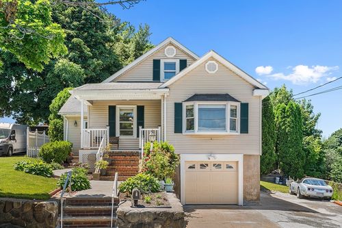 3 Fitz Rd, Peabody, MA, 01960-3168 | Card Image