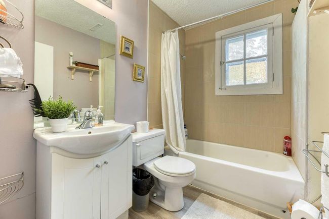 4004 Centre A St Ne, House detached with 4 bedrooms, 2 bathrooms and 4 parking in Calgary AB | Image 38