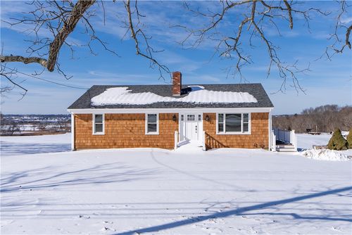 3211 Main Road, Tiverton, RI, 02878 | Card Image