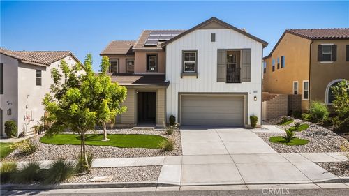 18751 Cedar Crest Dr, Canyon Country, CA, 91387-1454 | Card Image
