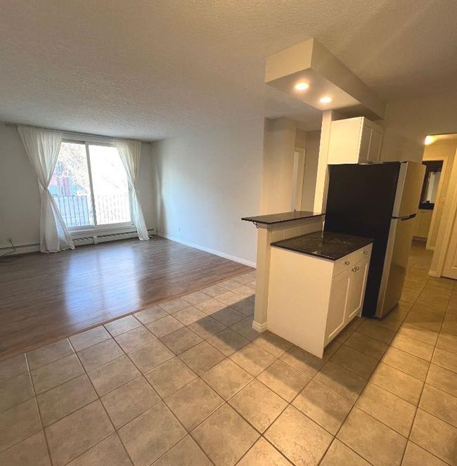301 - 823 19 Avenue Sw, Condo with 2 bedrooms, 1 bathrooms and 1 parking in Calgary AB | Image 13