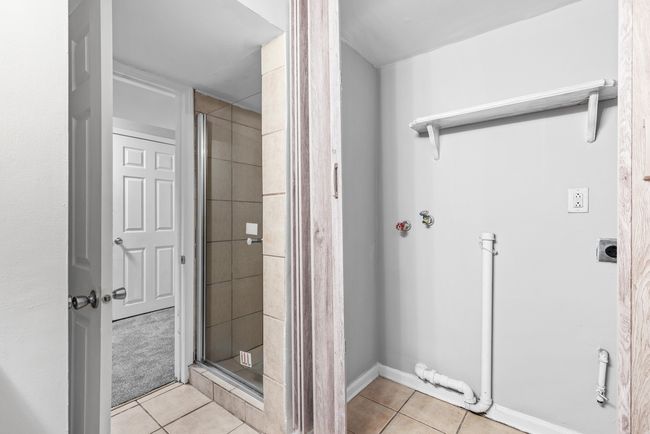 Lower level full bathroom w/ laundry hookup | Image 23