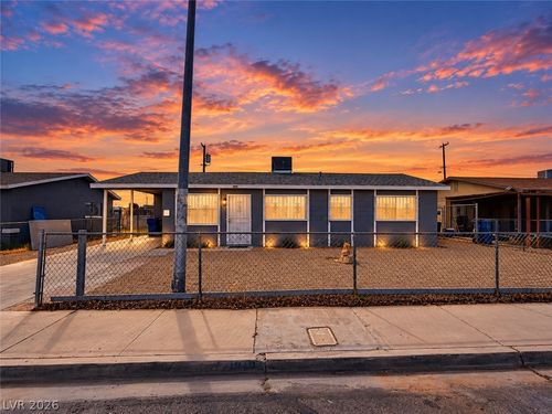 1913 Hart Ave, North Las Vegas, NV, 89032-3513 | Card Image