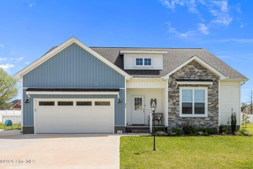 231 Eureka Ave, Washington, NC, 27889-6031 | Card Image