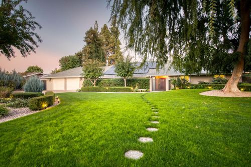 7326 N Tamera Ave, Fresno, CA, 93711-0132 | Card Image
