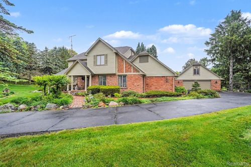 10391 Hills Lane Drive, Atlas Township, MI, 48438 | Card Image