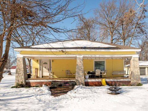 303 E Nichols Street, England, AR, 72046 | Card Image