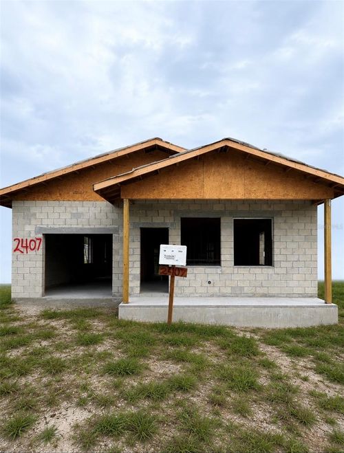 2407 E 38th Avenue, Tampa, FL, 33610 | Card Image