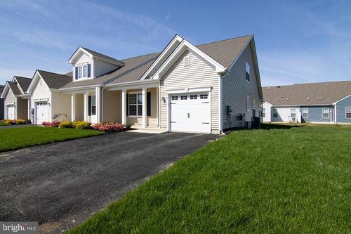 7 Prestwick Ln, WILLIAMSTOWN, NJ, 08094-3920 | Card Image