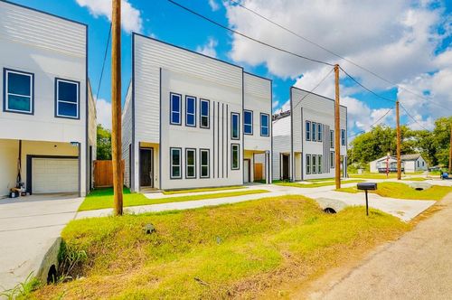 8132 Penrod St, Houston, TX, 77028-3446 | Card Image