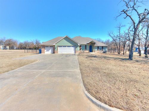9400 Megans Way, Mcloud, OK, 74851-5110 | Card Image