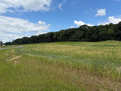 Lot 105 Roma St, Eau Claire, WI, 54701-5625 | Card Image