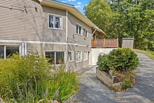 8-454 Mountain Rd, Stowe, VT, 05672-4628 | Card Image