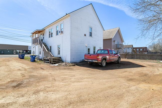1322 W Main St, Home with 8 bedrooms, 4 bathrooms and null parking in Merrill WI | Image 6