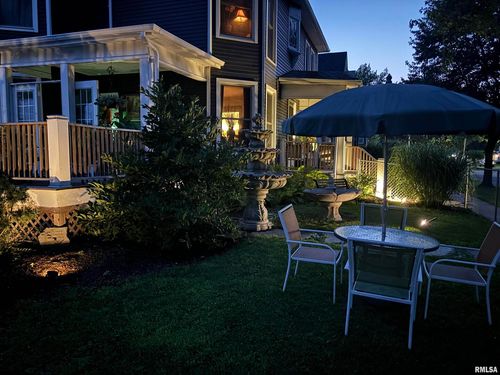 511 Kirkwood Blvd, Davenport, IA, 52803-4424 | Card Image