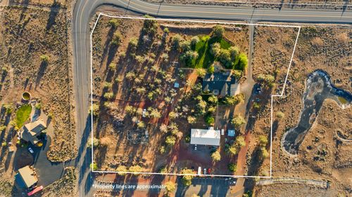 1686 Ne Negus Way, Redmond, OR, 97756-9754 | Card Image