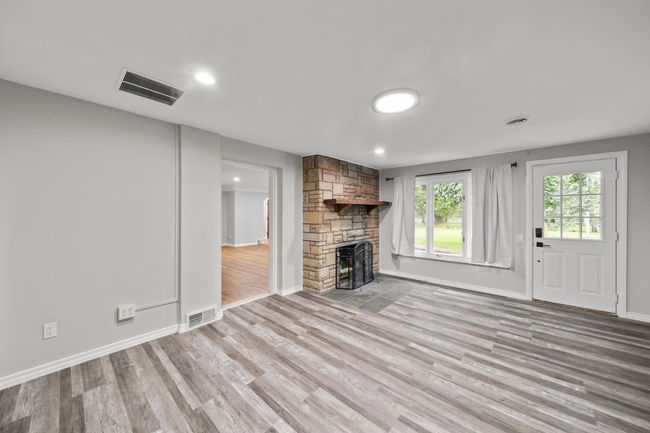 5615 Carlburt St, House other with 3 bedrooms, 3 bathrooms and null parking in West Bloomfield MI | Image 10