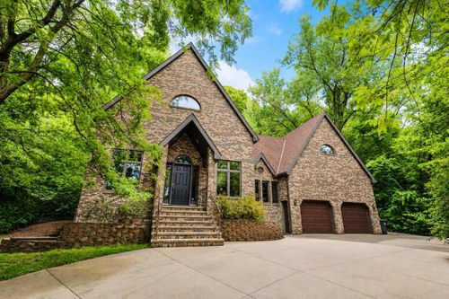 950 E Belvista Drive, North Mankato, MN, 56003 | Card Image