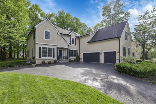 7097 Pleasant Colony Cir, Blacklick, OH, 43004-7906 | Card Image