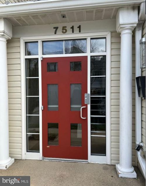 176-7511 Snowpea Ct, ALEXANDRIA, VA, 22306-2339 | Card Image