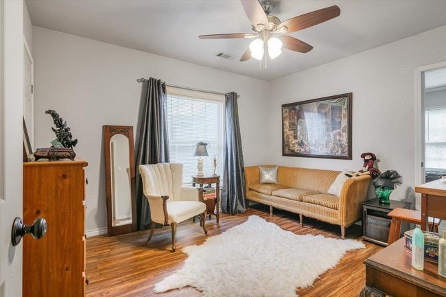 1121 18 Th St, House other with 3 bedrooms, 2 bathrooms and null parking in Orange TX | Image 25