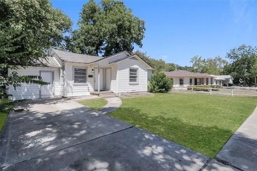 309 Buhler Dr, Garland, TX, 75040-7806 | Card Image