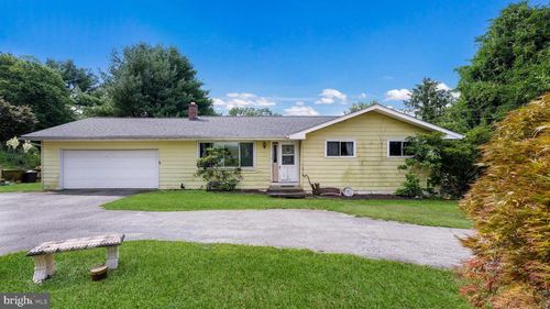 2834 Forest Drive, Coopersburg, PA, 18036 | Card Image
