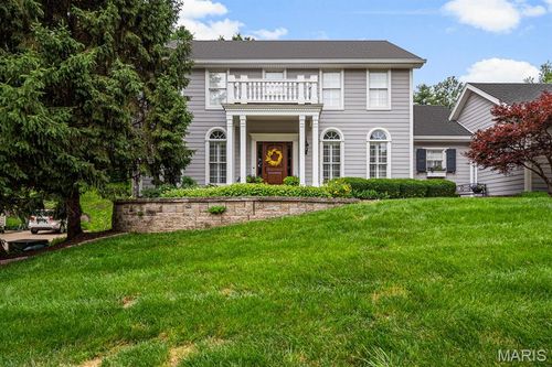 1411 Carriage Crossing Ln, Chesterfield, MO, 63005-4490 | Card Image