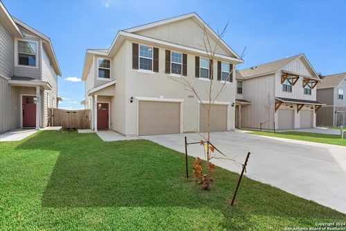 102-13710 Enzo Gate, San Antonio, TX, 78253-7336 | Card Image