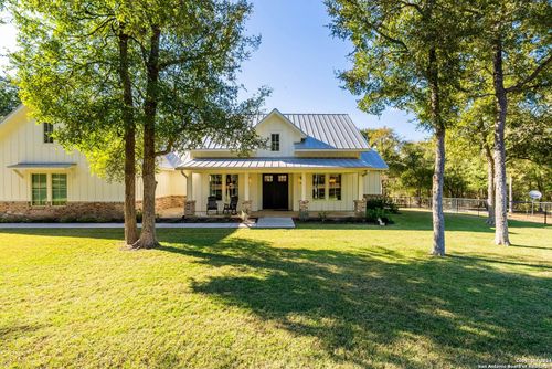 3975 Fm 3158, Dale, TX, 78616-3396 | Card Image