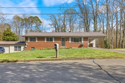 717 James St, Athens, TN, 37303-5200 | Card Image
