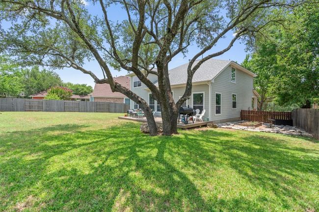 Large backyard | Image 32