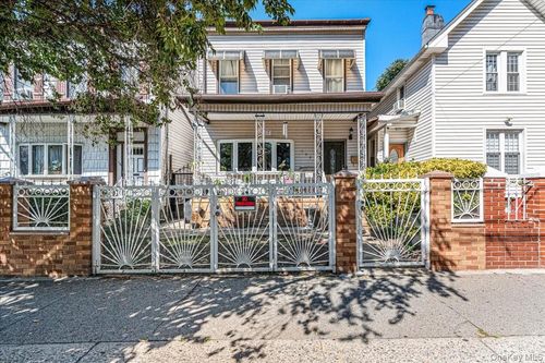134 Logan Street, New York, NY, 11208 | Card Image