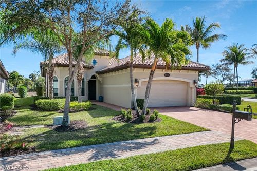 6542 Amarone Ln, NAPLES, FL, 34113-1717 | Card Image