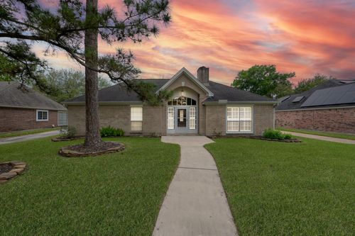 16135 Ridge Park Dr, Houston, TX, 77095-2658 | Card Image