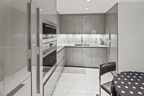 apt-705-8877 Collins Ave, Surfside, FL, 33154-3520 | Card Image