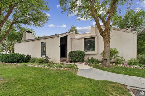 5632 S Park Pl E, Salt Lake City, UT, 84121-1202 | Card Image