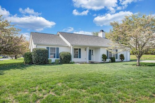 2412 Bloomfield Ave, Roanoke, VA, 24012-6786 | Card Image