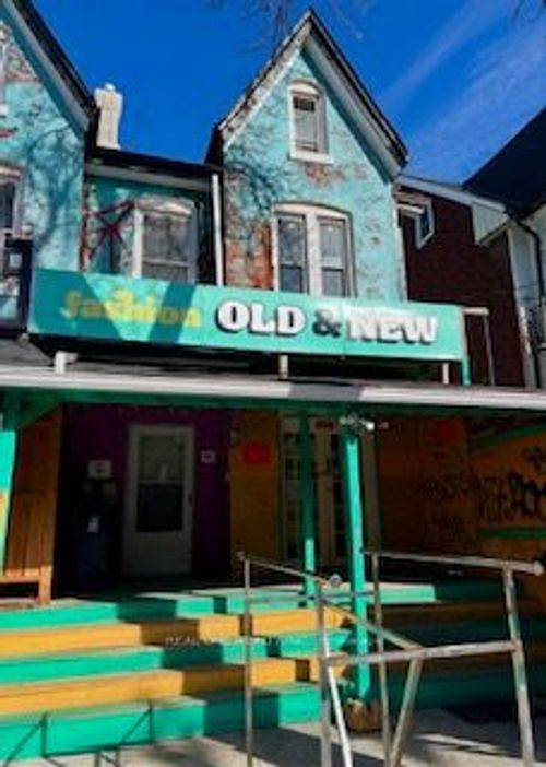 27 & 29 Kensington Ave, Toronto, ON, M5T2J8 | Card Image