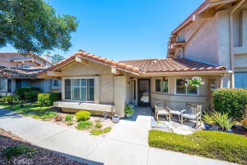 1382 Tourney Hill Ln, Nipomo, CA, 93444-9306 | Card Image