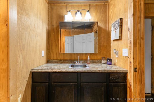7011 Robinson Rd, House other with 2 bedrooms, 1 bathrooms and null parking in Caddo OK | Image 19