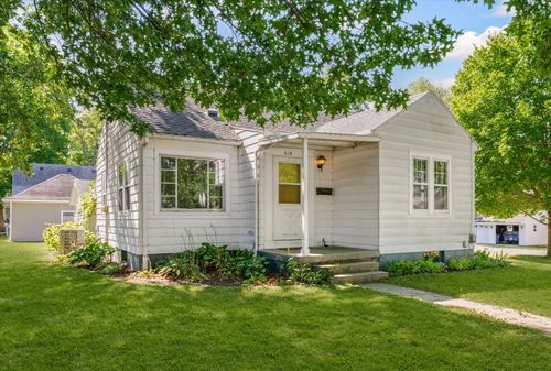 319 W Bond St, Monticello, IL, 61856-1803 | Card Image
