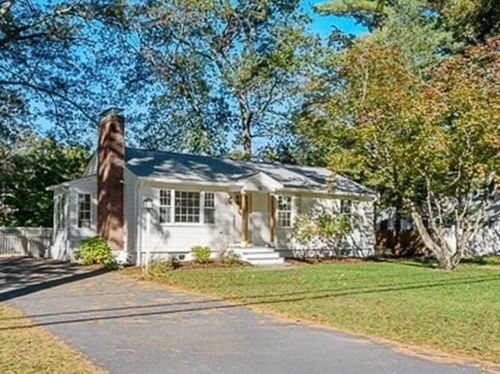 11 Great Lake Dr, Sudbury, MA, 01776-1589 | Card Image