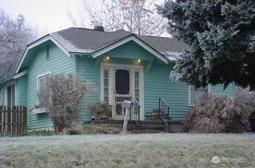 808 S 17th Ave, Yakima, WA, 98902-4206 | Card Image