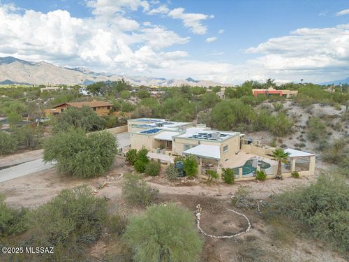 4040 E Camino De La Bajada, Tucson, AZ, 85718-6102 | Card Image