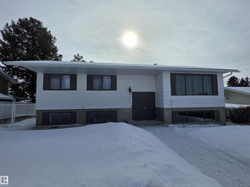 5213 46 Ave, Drayton Valley, AB, T7A1K9 | Card Image