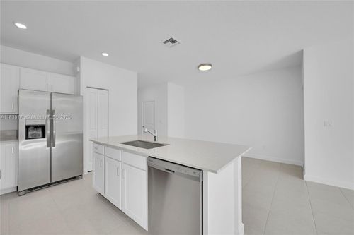 4548 Hollister Ave, Lake Worth, FL, 33463-2532 | Card Image