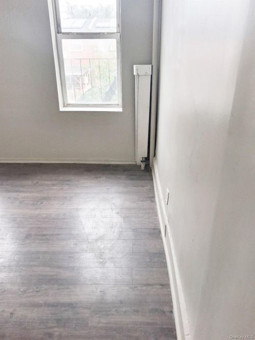 565 Christopher Ave, Brooklyn, NY, 11212-7043 | Card Image