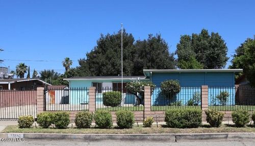 13831 Fielding St, Pacoima, CA, 91331-2719 | Card Image