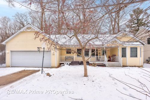 11549 Maple Rd, Birch Run, MI, 48415-8476 | Card Image